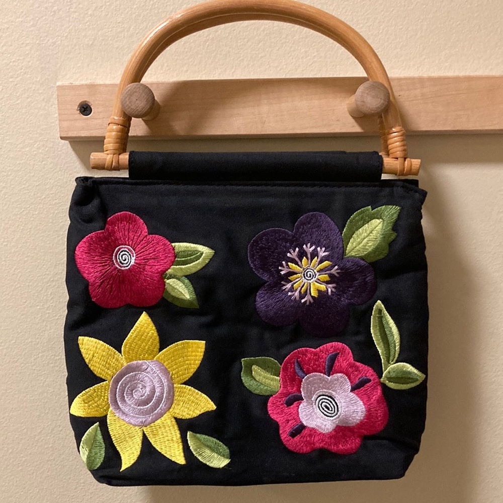 Floral Embroidered Black Handbag